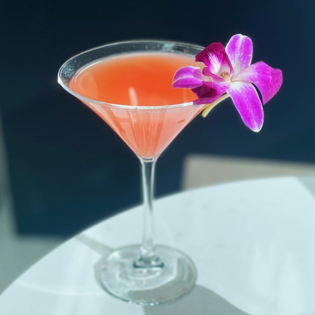 Discover the vibrant cocktail offerings at Mizu Izakaya, now open at Denver International Airport's Concourse B near Gate B12. This elegant Japanese tapas-style bar and restaurant brings its renowned mixology program to travelers, featuring a diverse