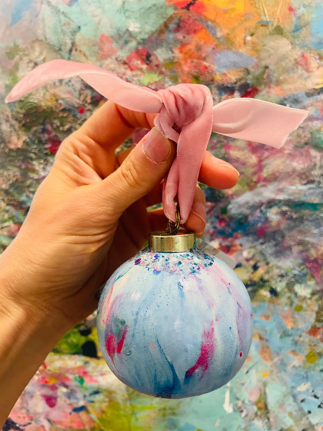 Ornament: Round Bulb #33 (2025)