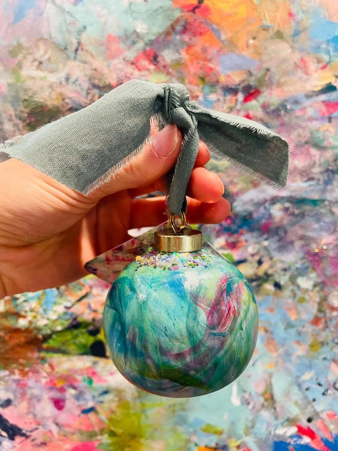 Ornament: Round Bulb #29 (2025)