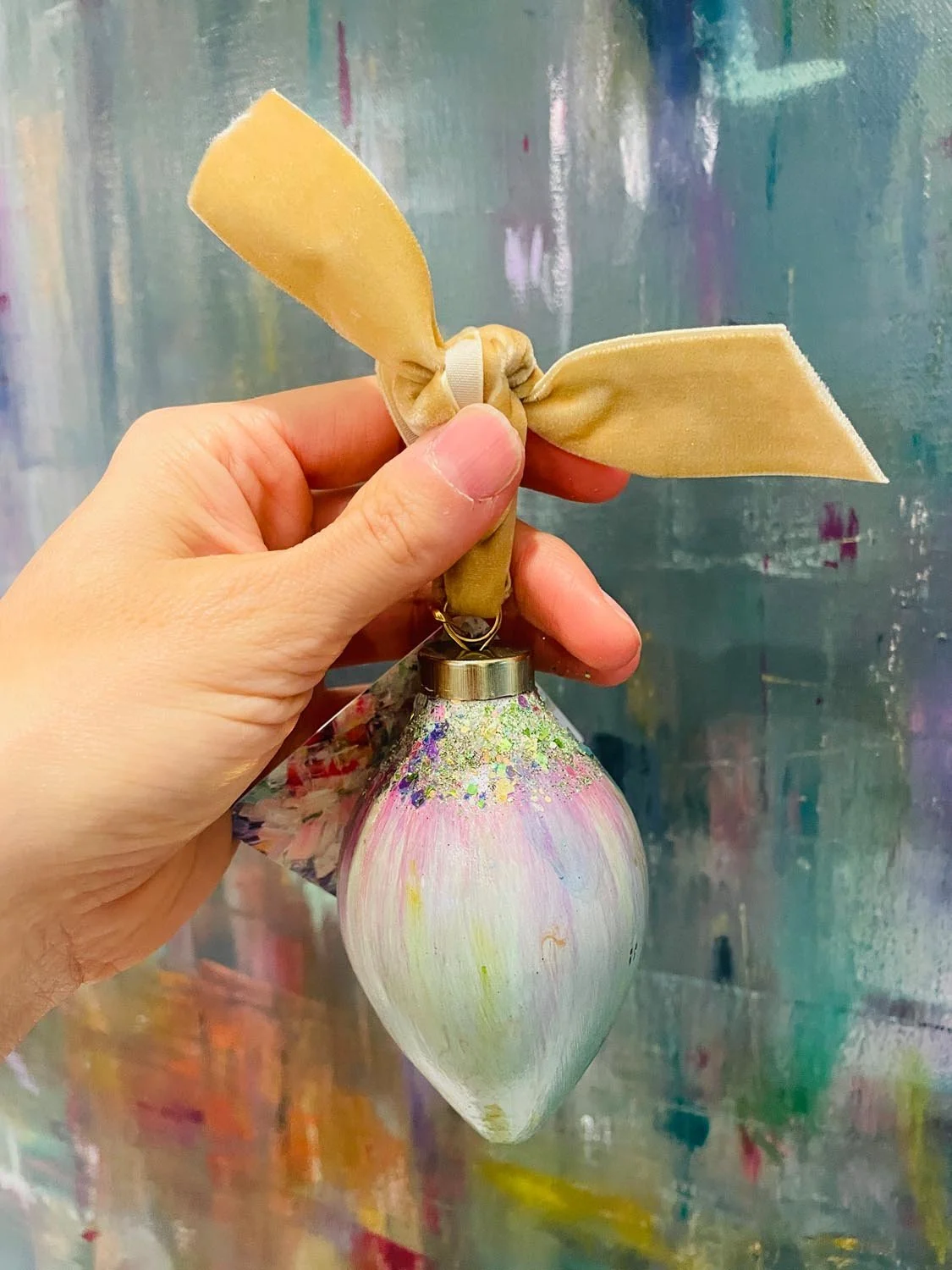 Ornament: Carrot Bulb #54 (2025)