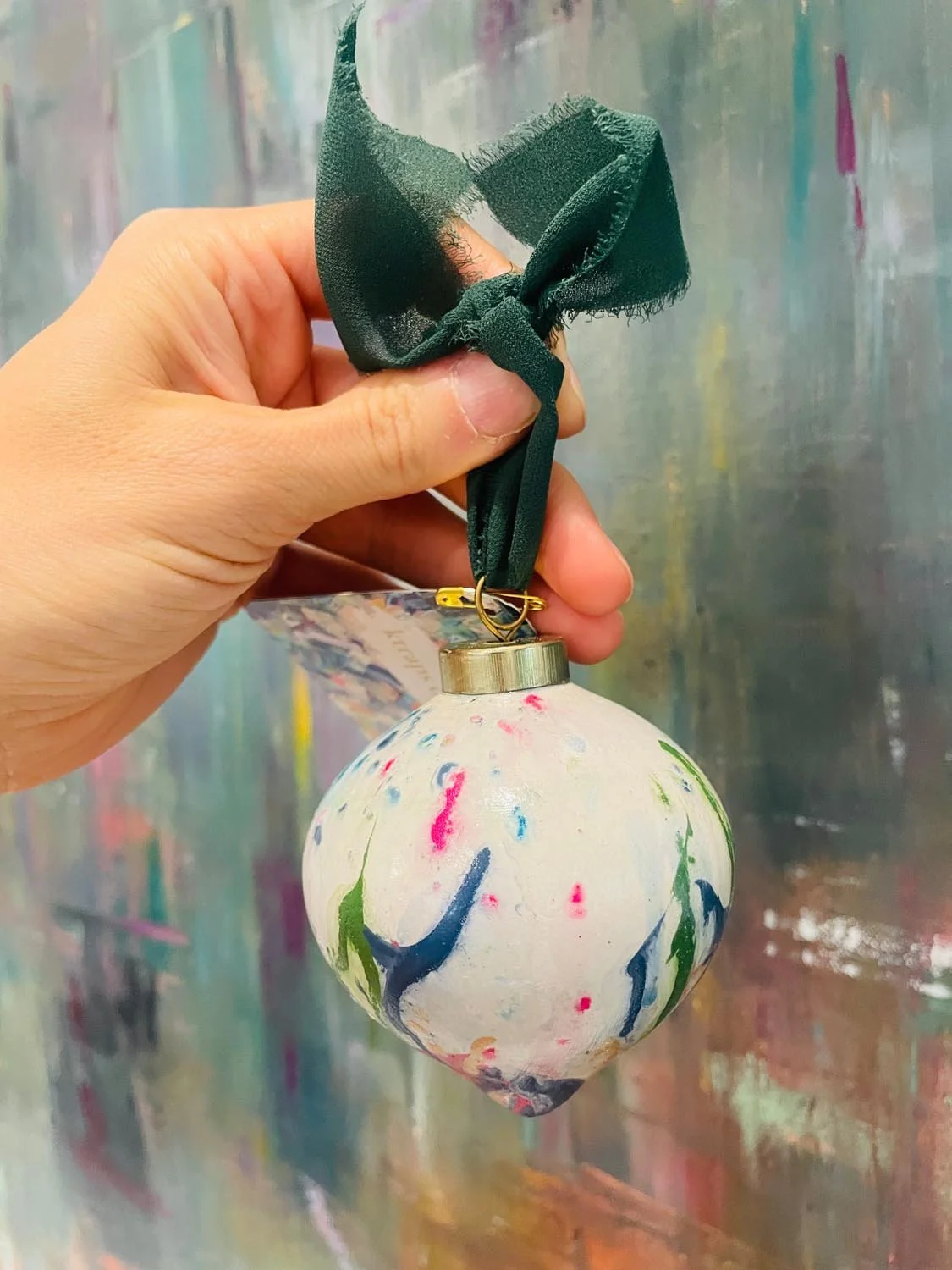 2025-KTRAPS-Ornament-Onion-03.jpg