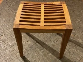 Onda Stool
