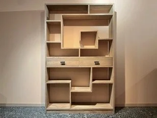 G Bookshelf