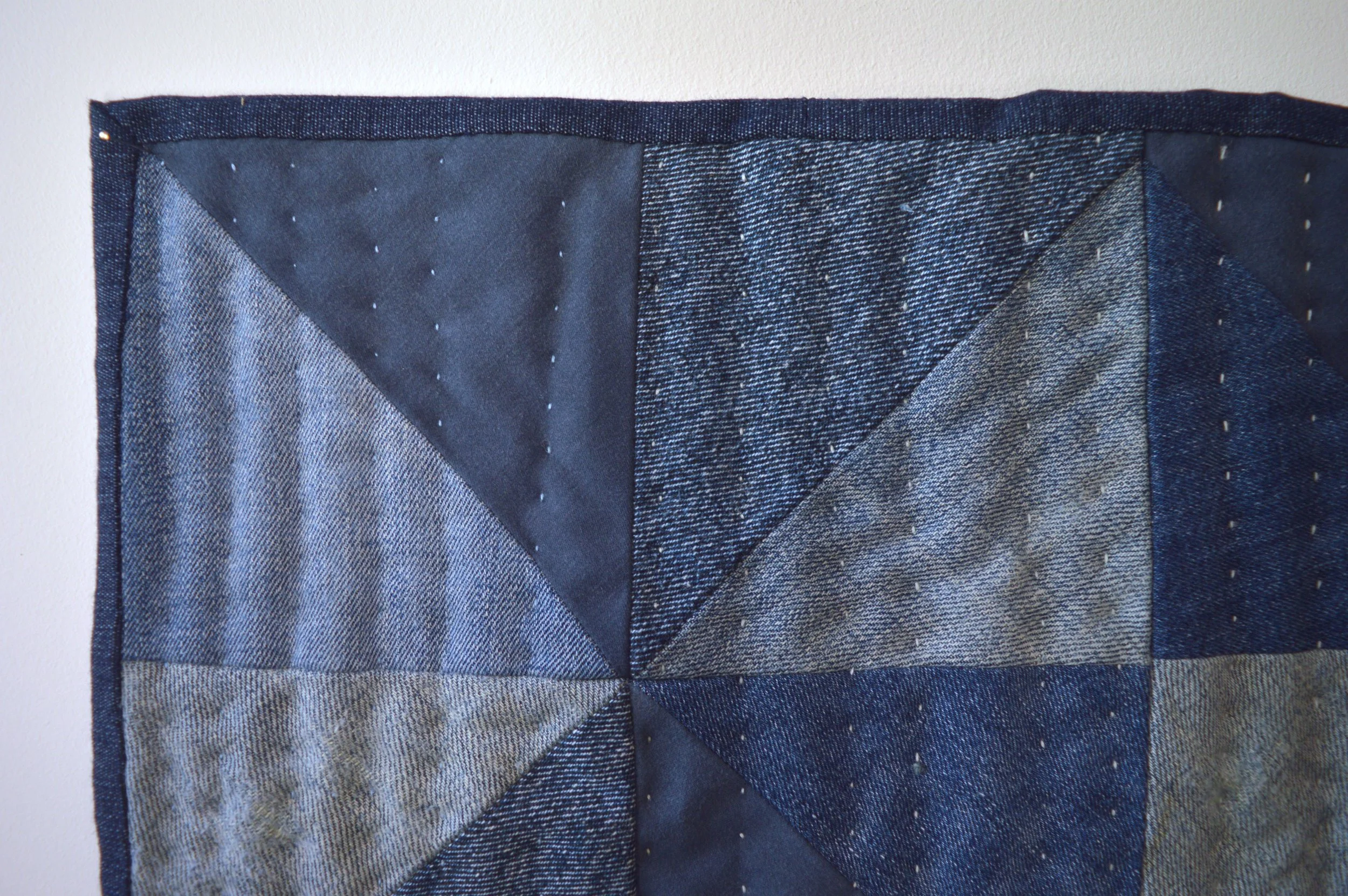 blue quilt close up.JPG