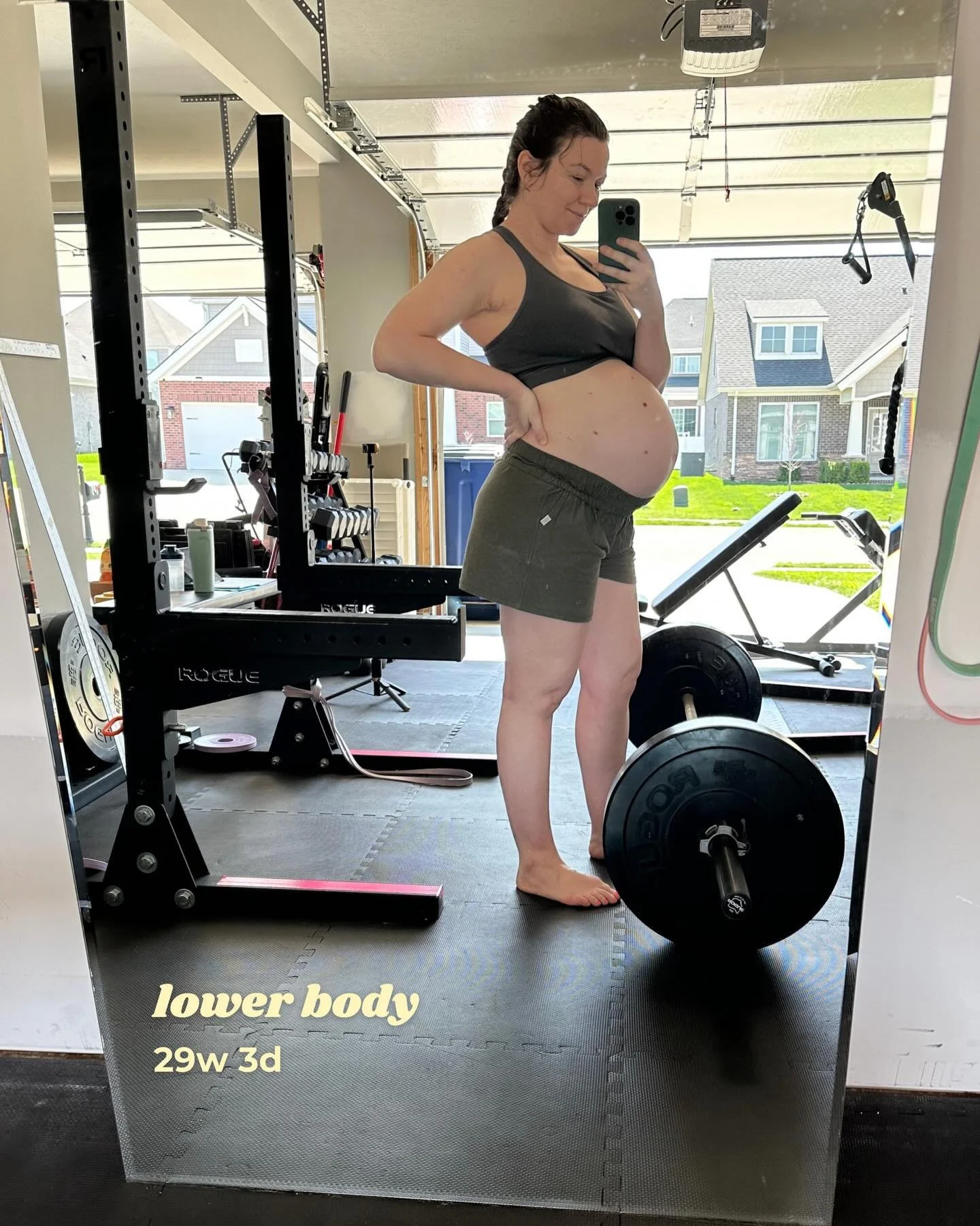 this was my lower body workout yesterday as I tested a new block for my clients 💪🏻 

🫐[sumo] deadlift (I gotta have room for baby)
🍑contralateral loaded step up
🫐contralateral loaded B stance cable RDL
🍑1 1/2 cable squat
🫐(not recorded) DNS st