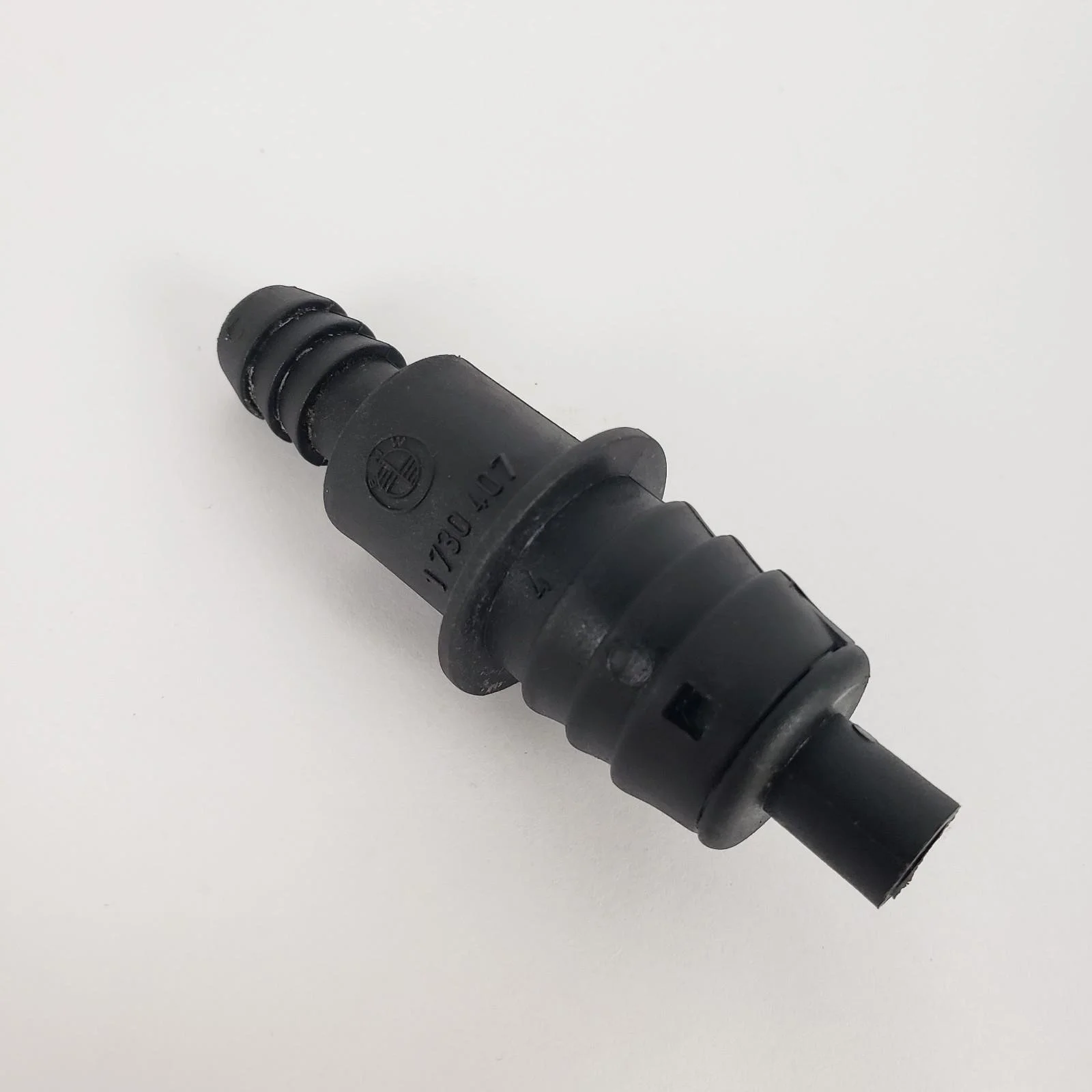 BMW E36 M50 Crankcase Ventilation Hose Connector Reducer 11151730407