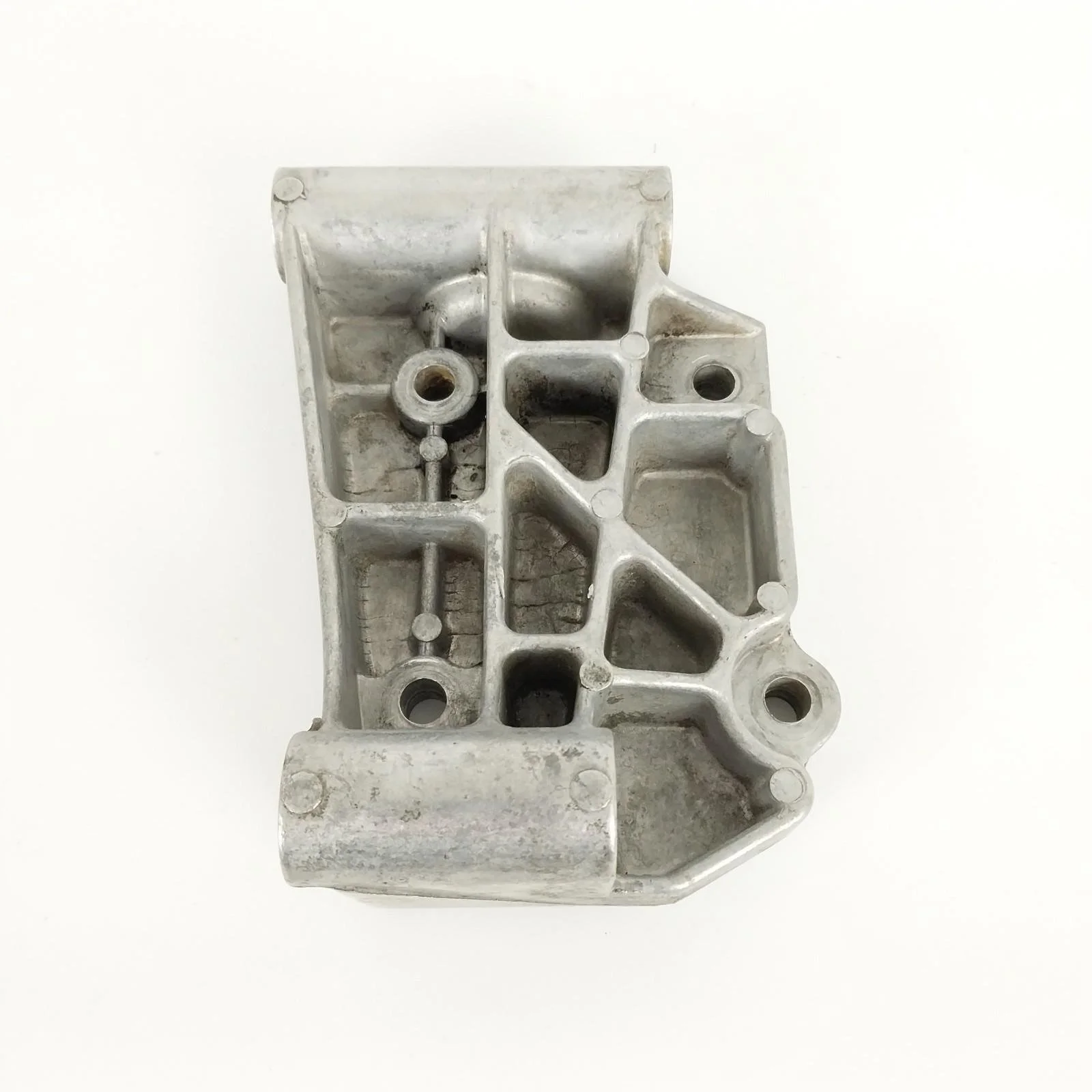 BMW E30 E28 E34 M20 AC Compressor To Block Mounting Bracket 64521284858