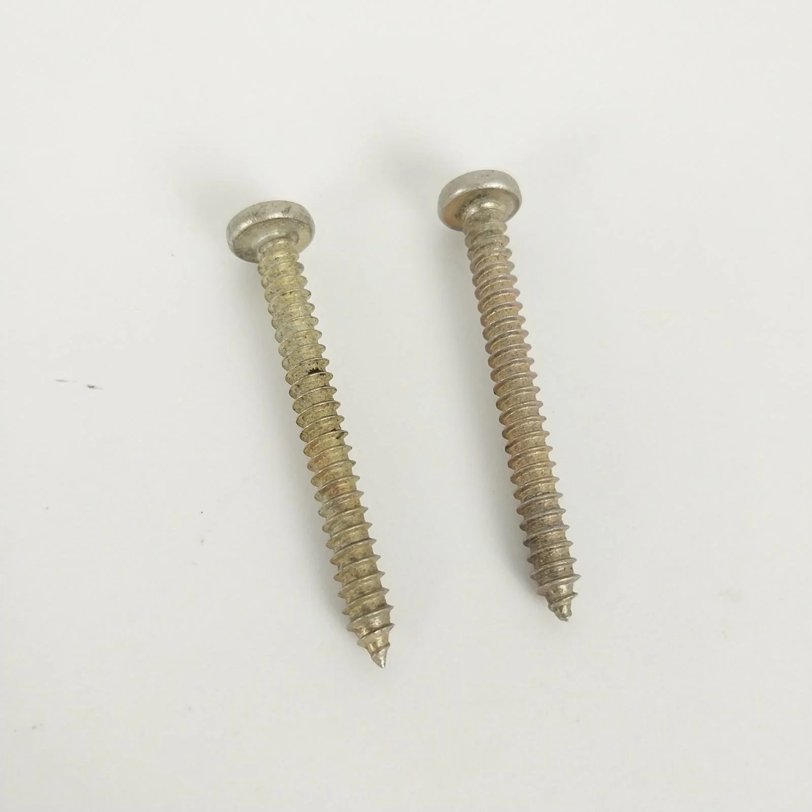 BMW E12 E23 E28 E30 E34 Fillister Head Self Tapping Int. Screw x2 07119906771