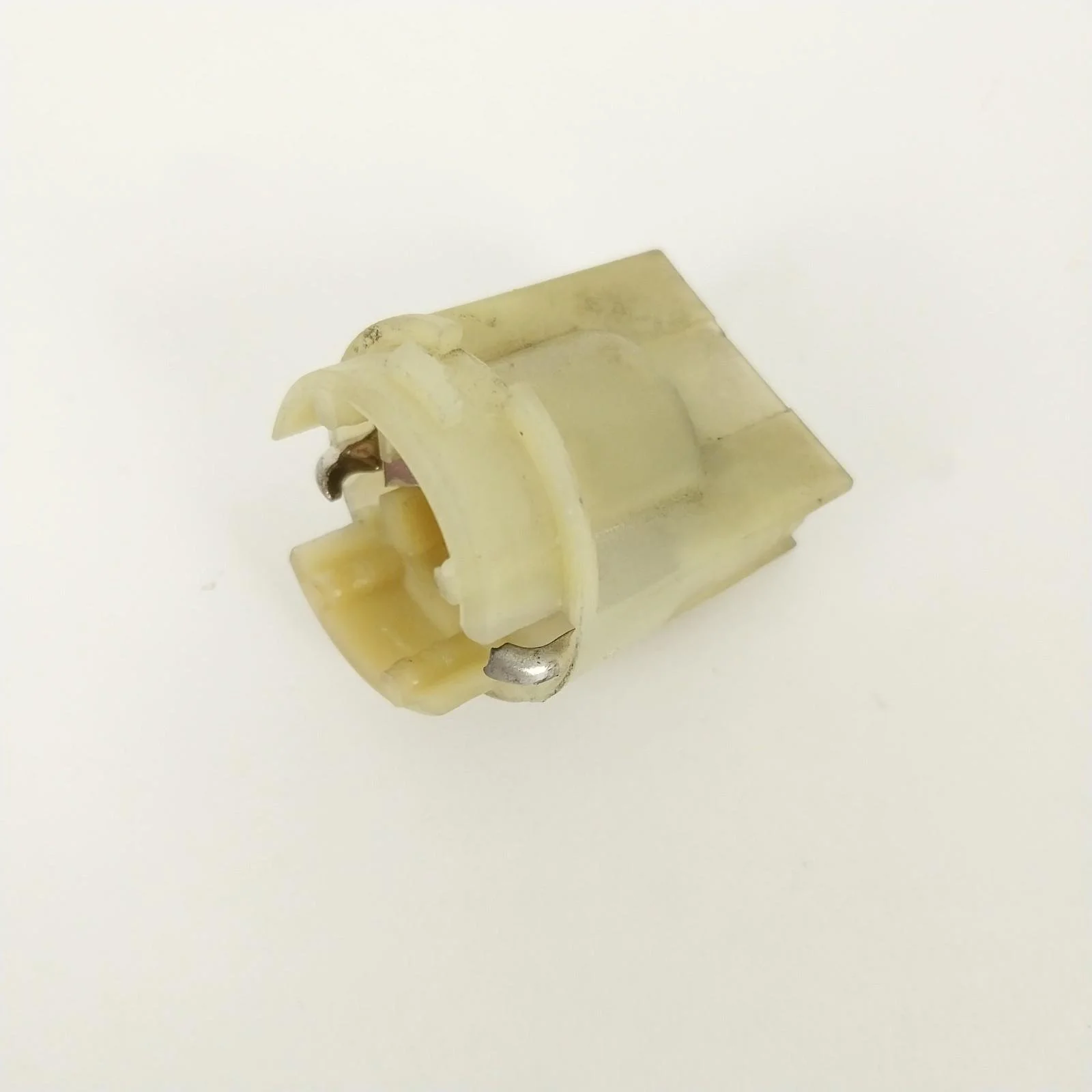 BMW E30 E34 E32 E38 Rear Tail Light 3rd Brake Stop Lamp Bulb Socket 63218355883