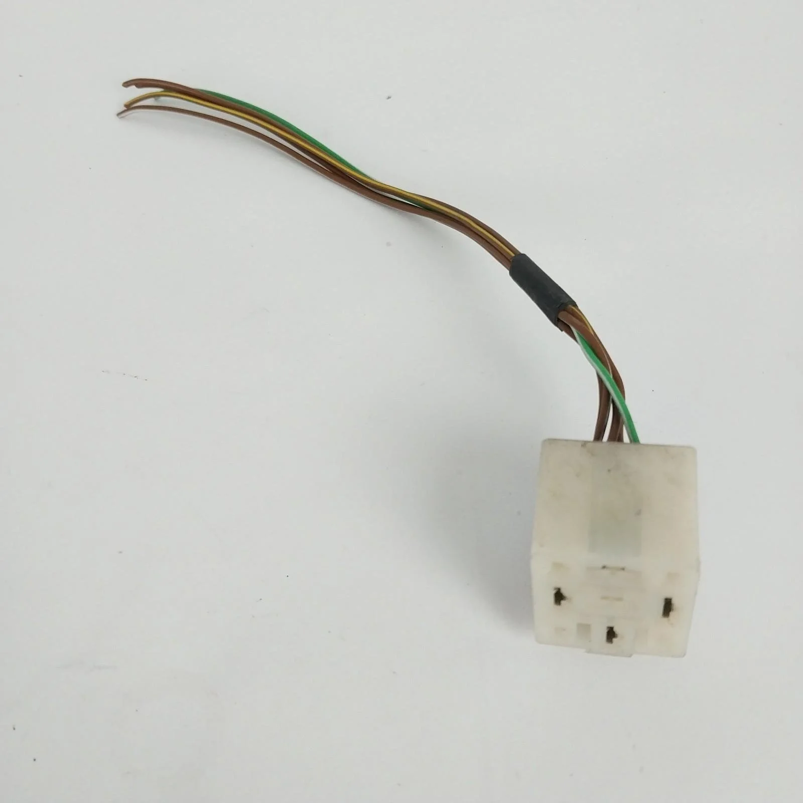 BMW 4 Pin Wire Relay Wiring Harness Pigtail Plug Connector