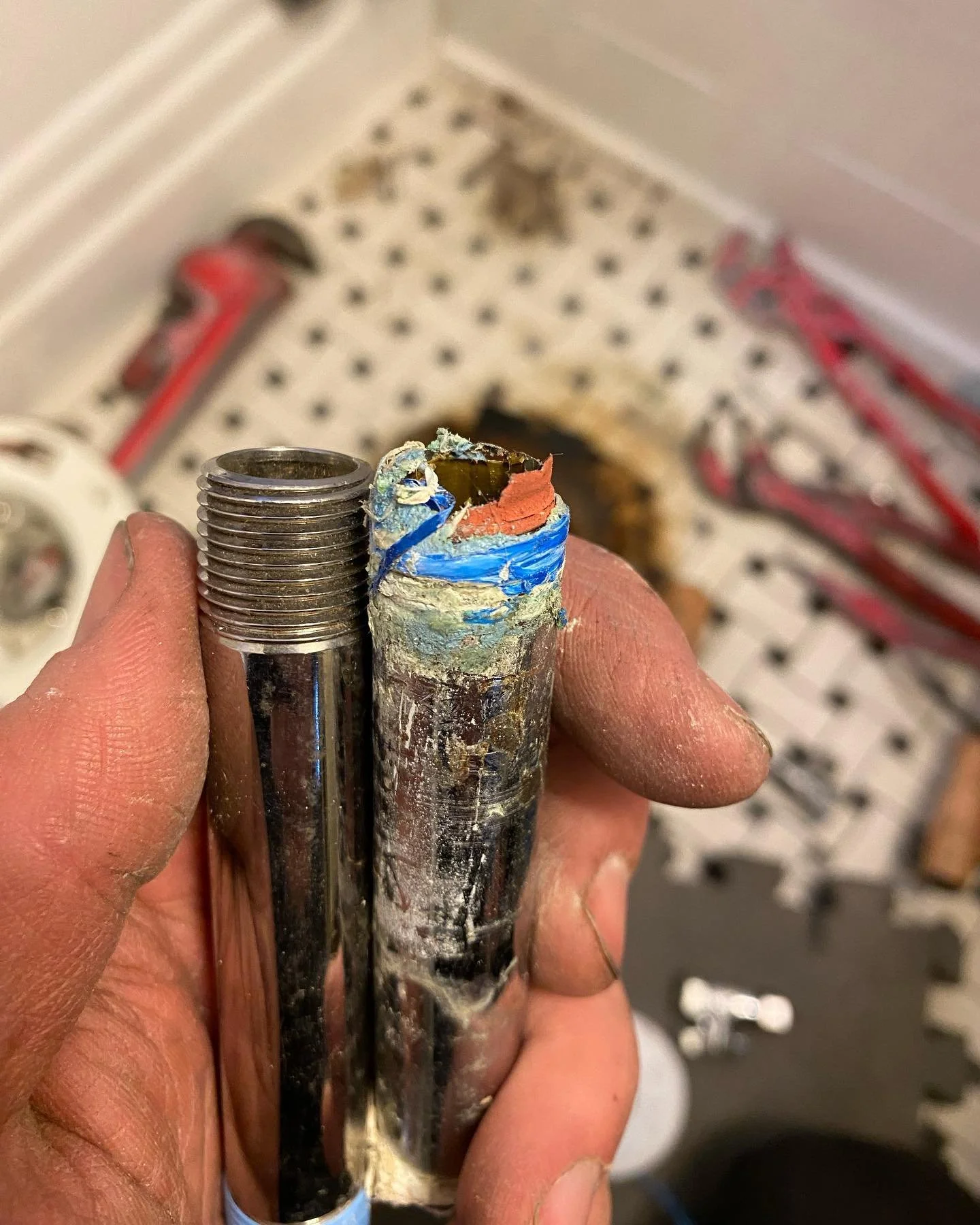 Working on 100yr old plumbing can be delicate, and a quick job can easily turn into one that takes much longer. This old pipe (right) crumbled when replacing the valve, which turned into digging the pipe out of the floor with dental picks. Left pipe 
