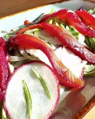 @celilorestaurantandbar New arugula and salmon gravlax salad! Arugula from @saurfarmer, fennel, beet-cured @fish.and.family salmon gravlax, fennel, radish, and mint yogurt vinaigrette!

#celilorestaurant #hoodriverrestaurants #gravlax #salmon #pdxeat