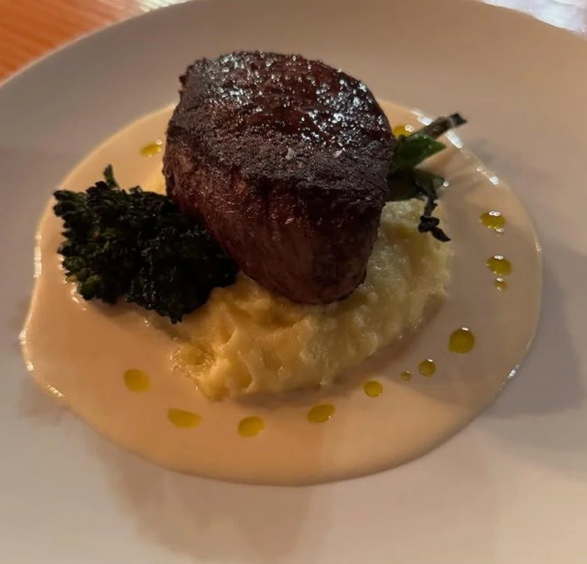🍂 Fall flavors + fresh happenings this week:

TONIGHT: @feastmkt has filet mignon with Yukon Gold pur&eacute;e, miso blue cheese cream, &amp; charred broccolini &mdash; until it&rsquo;s gone.

@backwoodsbrewingcompany: has updated breakfast hours at