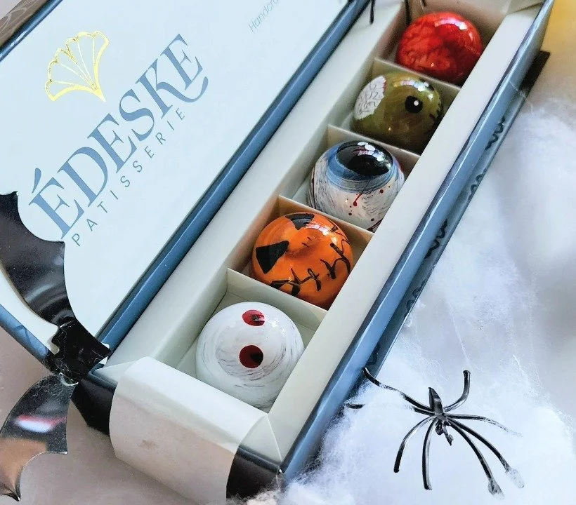 @edeske_patisserie Halloween is quickly approaching! 

Be ready with Edeske's limited-edition chocolates. Special pre-packaged 5-piece boxes with Halloween flavors are available for a quick grab-and-go.

Or

Pick your own flavors! If you have a box y