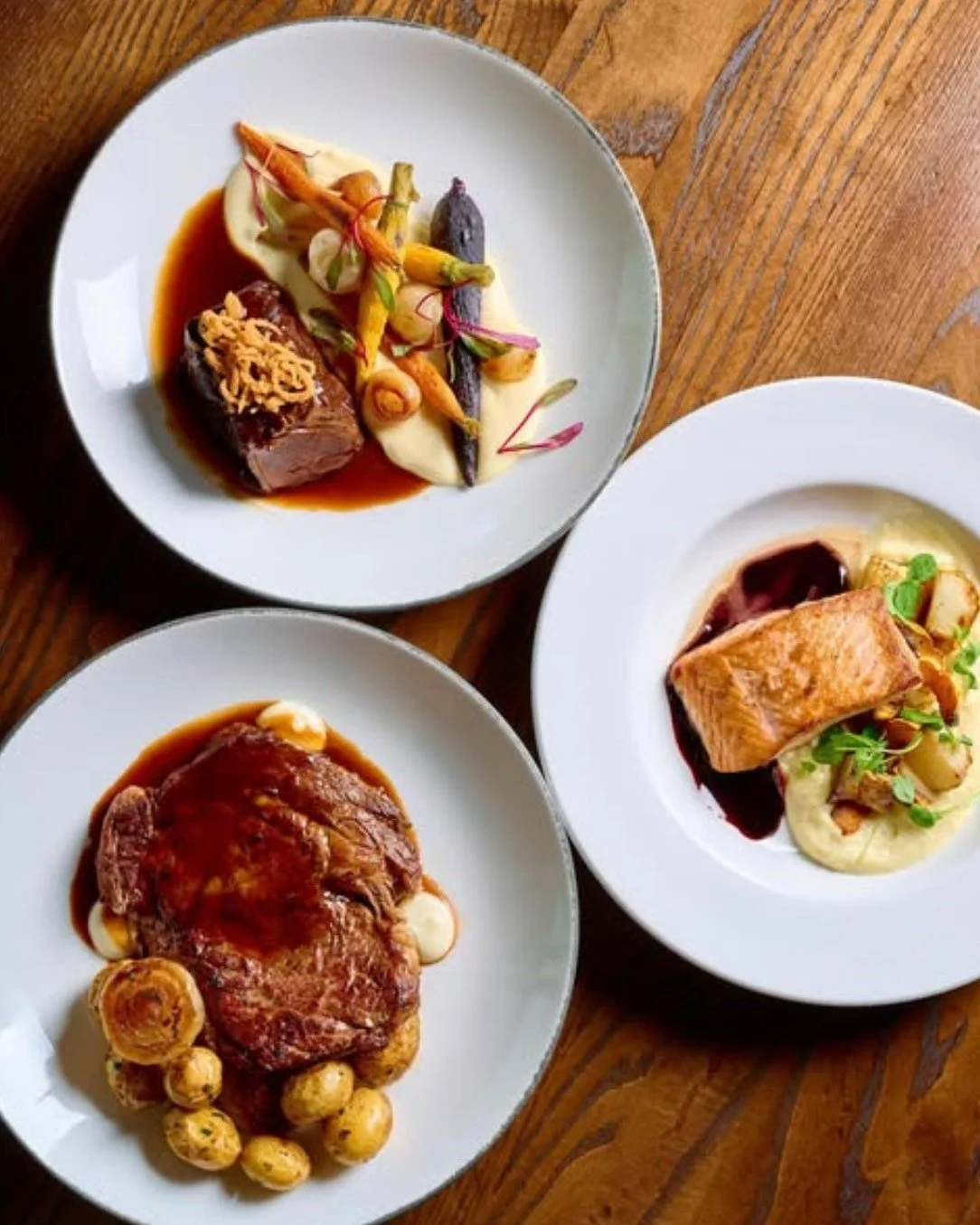 Happy Thanksgiving! We hope today brings you good food, cozy moments, and a little extra joy. Here's the Thanksgiving Edition of Thursday Tidbits:

@skamanialodge has a brand-new menu crafted by their new Executive Chef Greg Staerkel &mdash; inspired