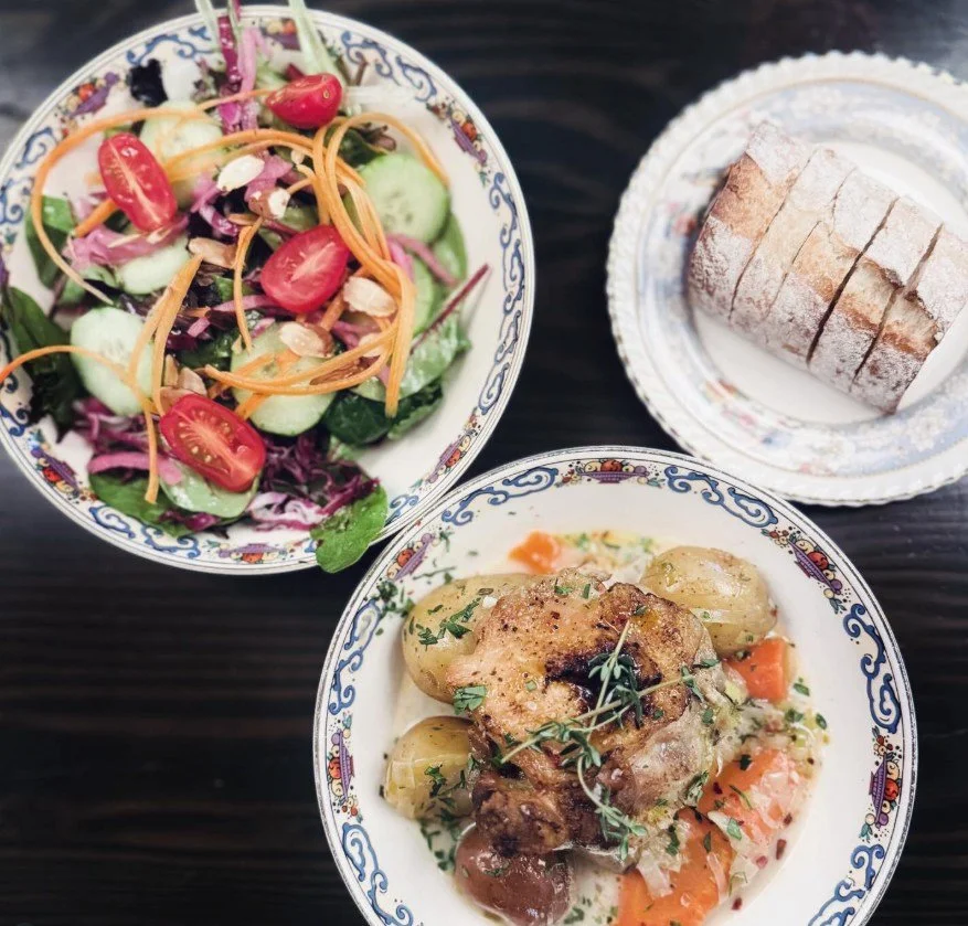 @domainepouillon's Saturday Suppers features &agrave; la carte dinners with three rotating entr&eacute;es to choose from, plus starters and desserts.

Pictured is their Alsatian Coq au Vin, a hearty chicken dish with white wine, carrots, and potatoes