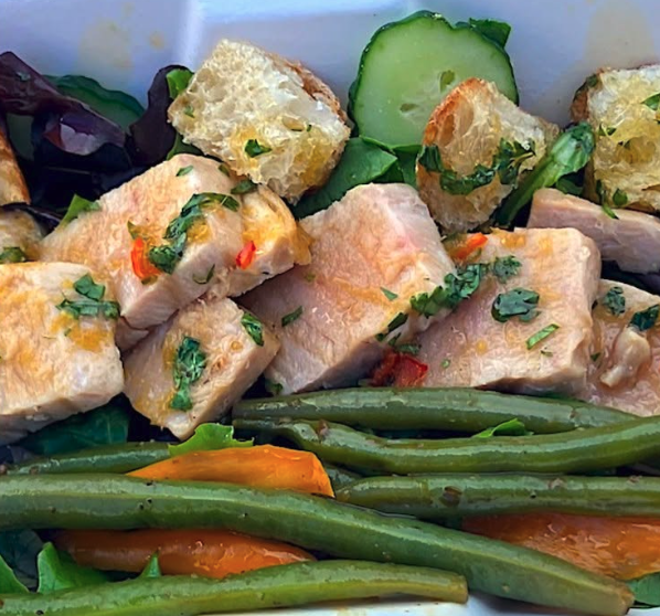 The Seabed Grill's Albacore Tuna Bomb Salad