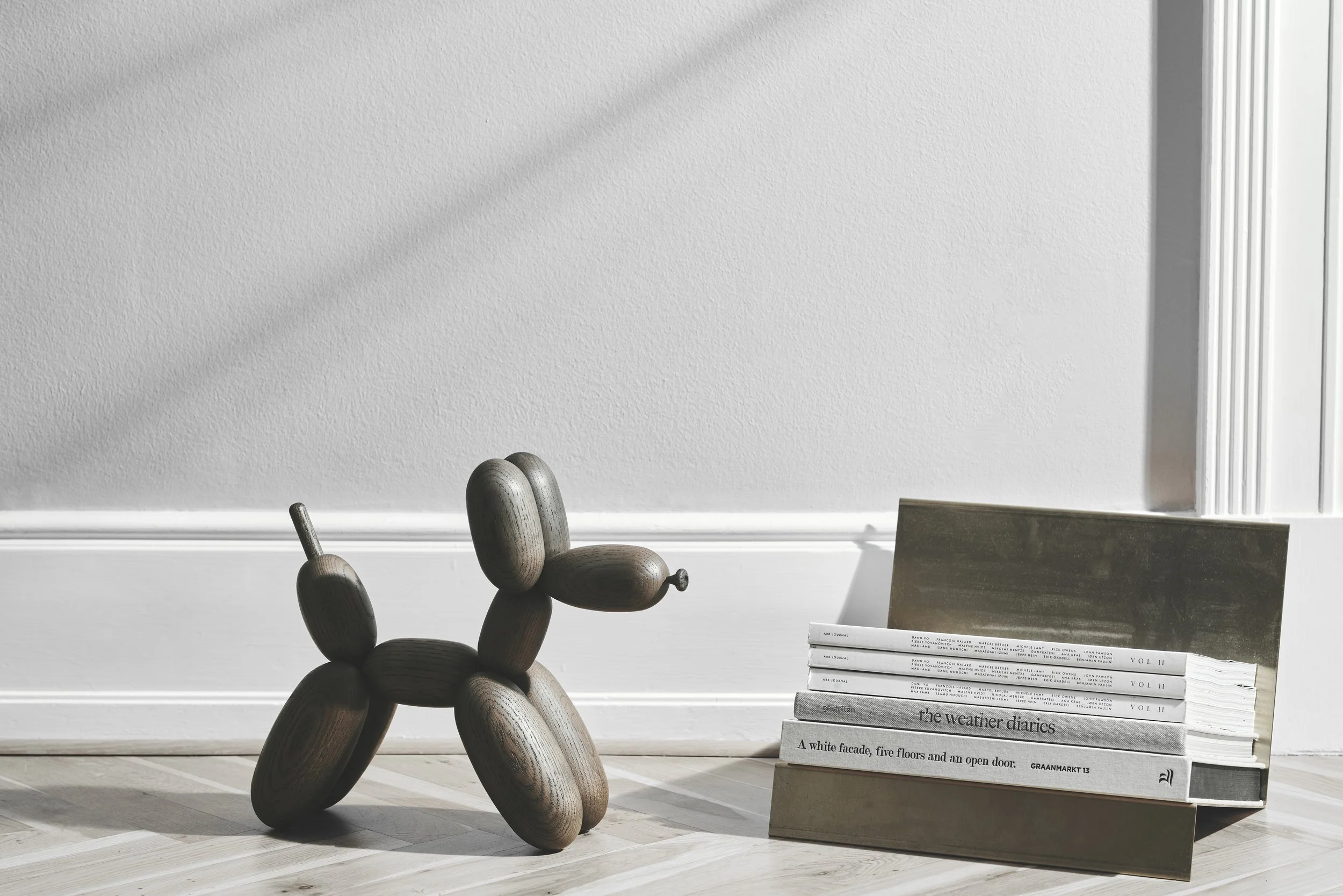 Boyhood_ballon_dog_high_res.jpg