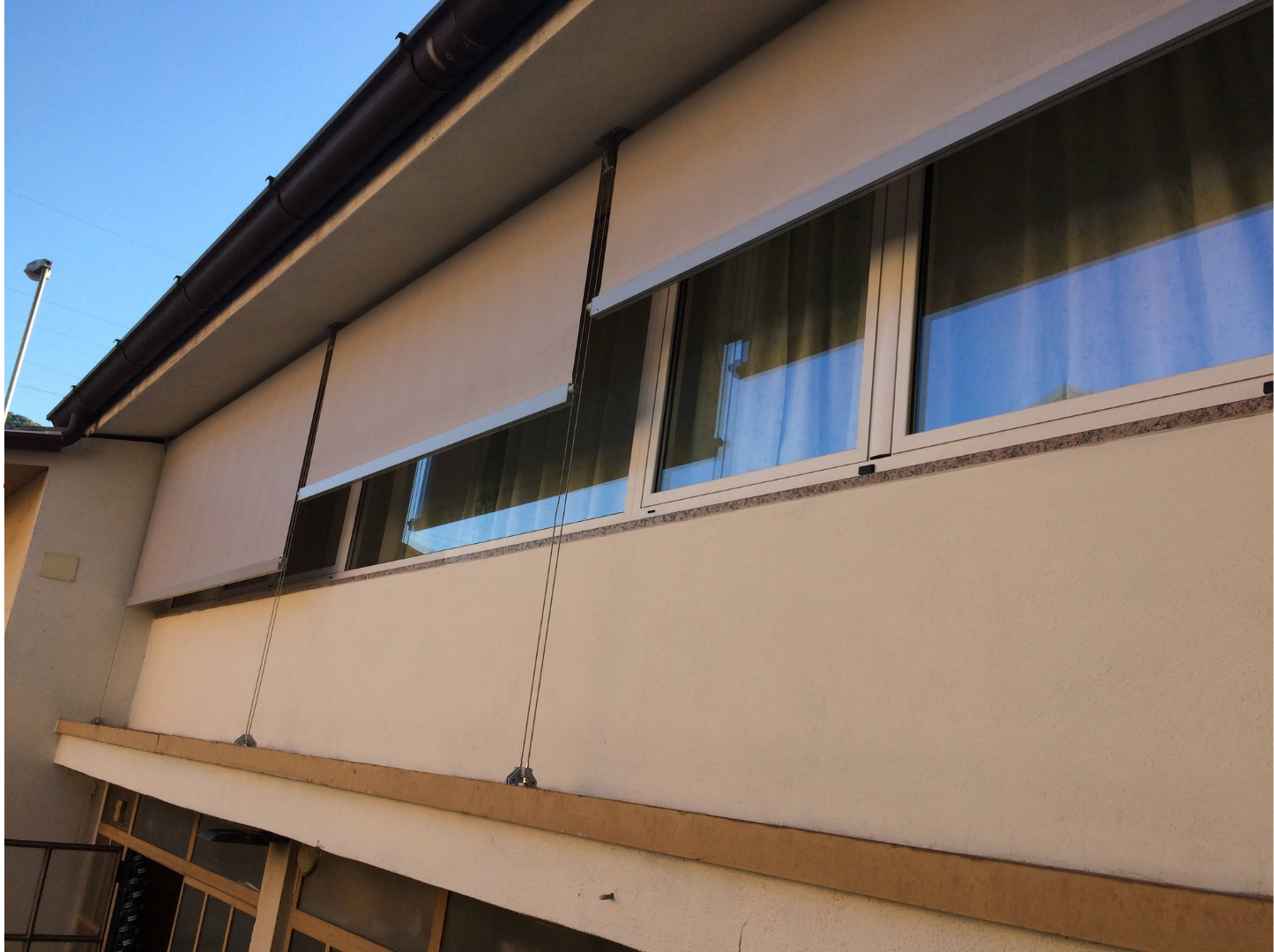 Tende da sole a caduta Tappezzeria Bergamelli 6