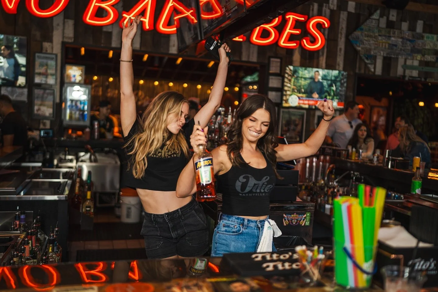 How we feel about @rowdyontherow tonight 🙌  Don’t miss out on an incredible line-up! (on stage AND behind the bar 🍻)