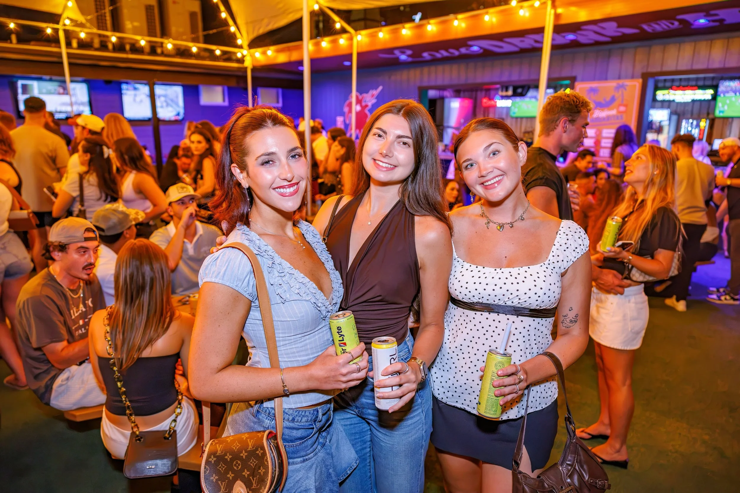 fridays look better at Odie&rsquo;s 🤌🏼 see you soon!