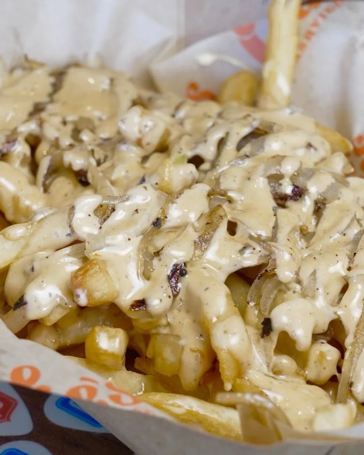 Choose your Happy Hour snack &rarr; 🍟 Wild Style Fries

🥓 Signature BLT 

🥗 Country Cobb

🥩 Steak on a Stick 

🧀 Grilled Cheese