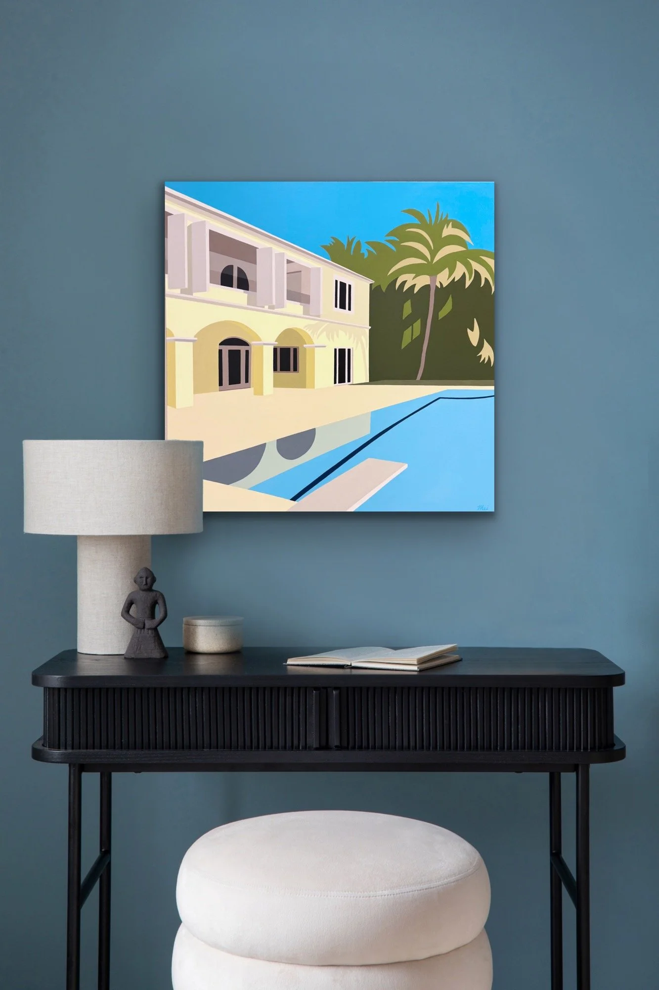 retro beach house in room 1.JPG