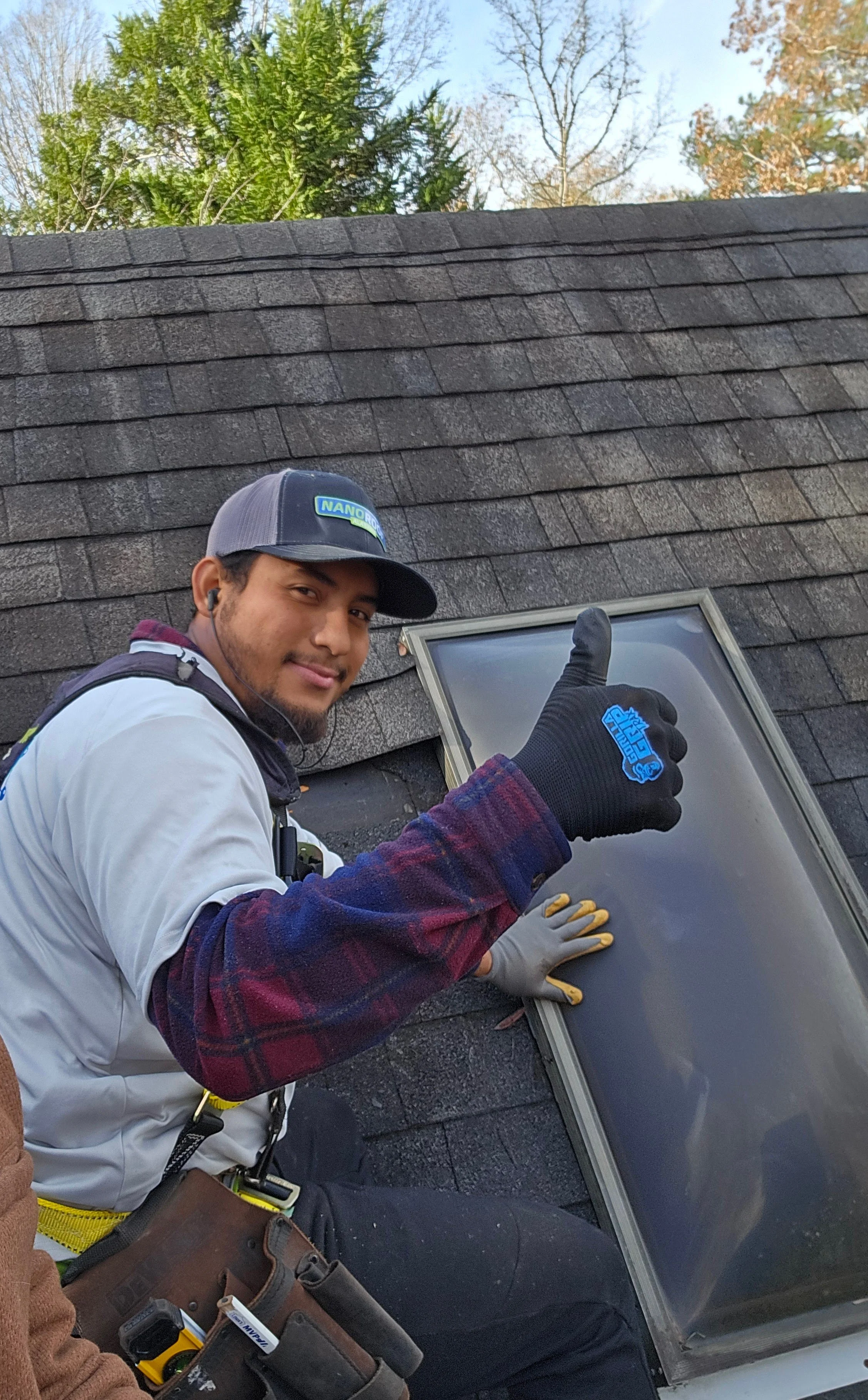 NANOROOF Alabama roof repair with a thumbs up