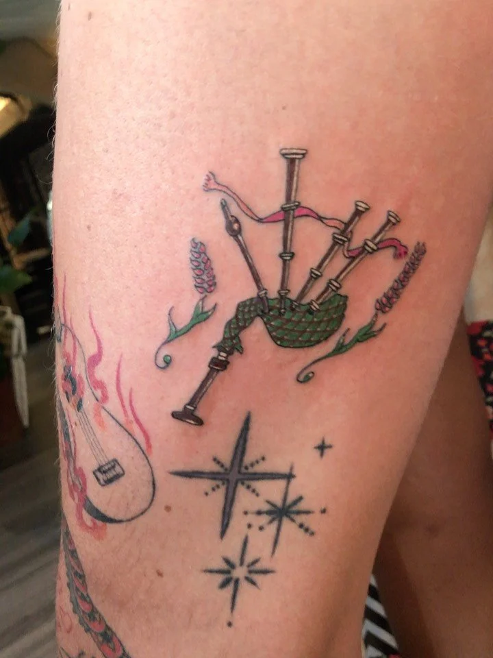 Ty @shannxgrace and @ Sheila for a super fun colab, ty for trusting me to tattooify your artwork. I had a great time sitting with you two.
@truthtattootruckee 
#tattoo #tat  #tattooed #tattoos #tattooartist #tattooer #art #artist #artsy #tattooshop