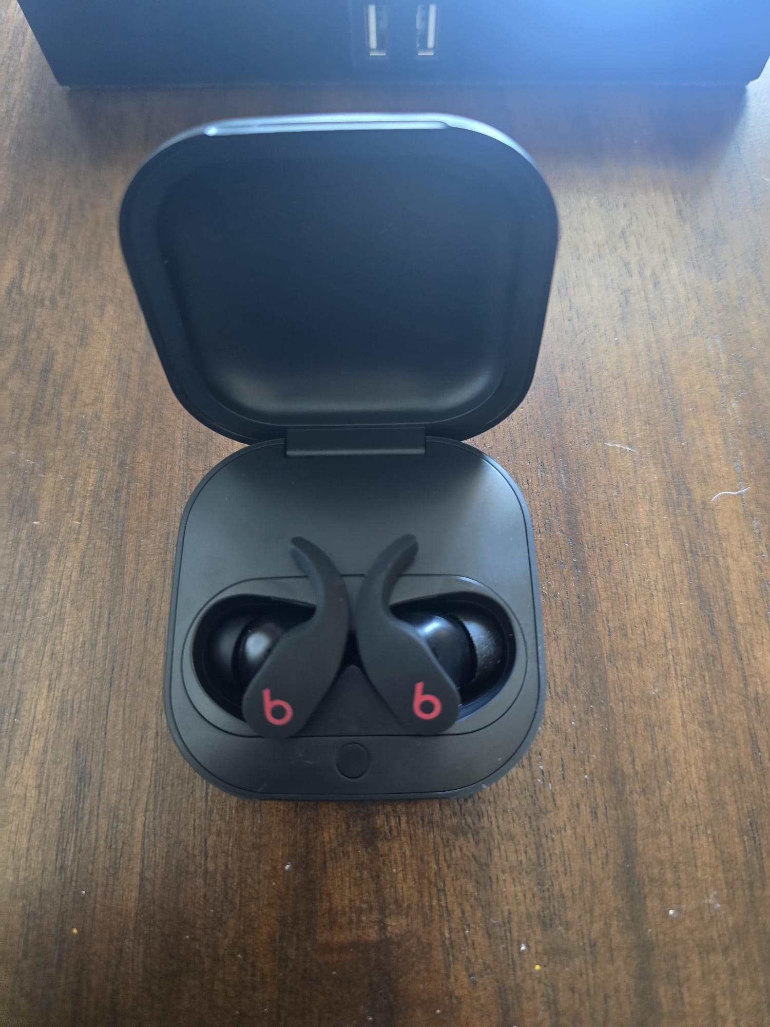 Beat Fit Pro Open Box 1.jpg