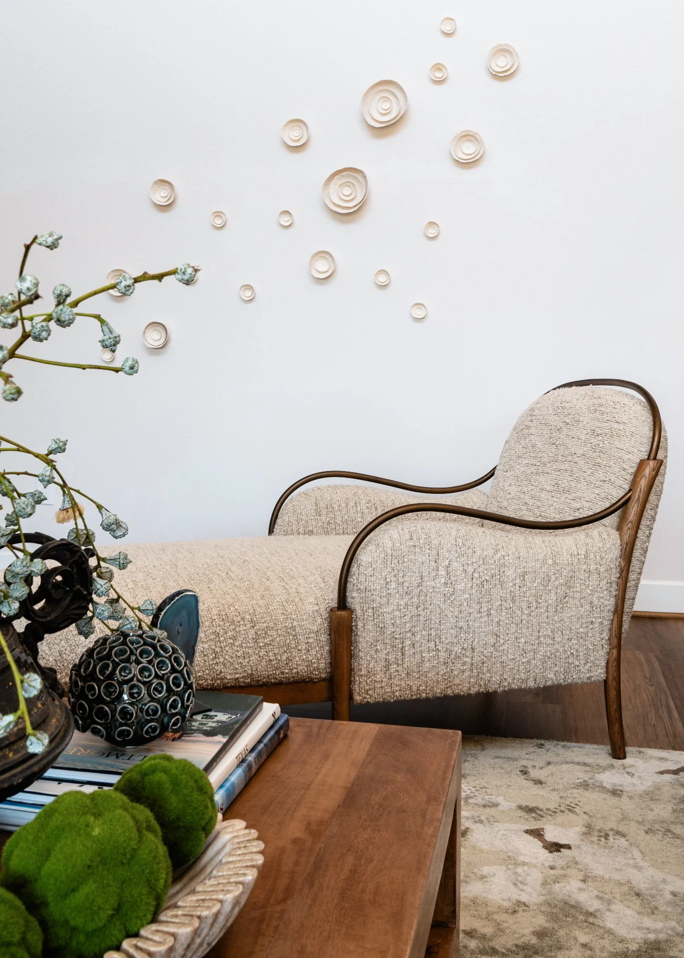 Serene moments, thoughtfully curated to reflect our clients&rsquo; needs and desires, featuring textured boucl&eacute; fabric complemented by warm wood and sleek metal accents. 

photo // ellen renee