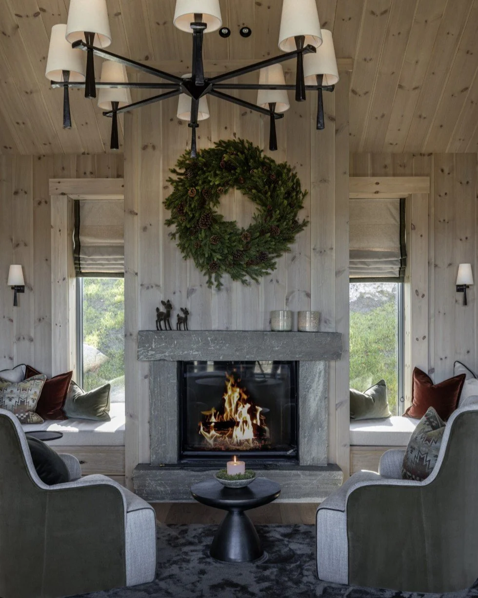A Sustainable Approach to Holiday Design 

This serene space by Colline Design reminds us that less can truly be more. By allowing the room to breathe, each detail&mdash;from the natural greenery to the soft, timeless textures&mdash;pays quiet homage
