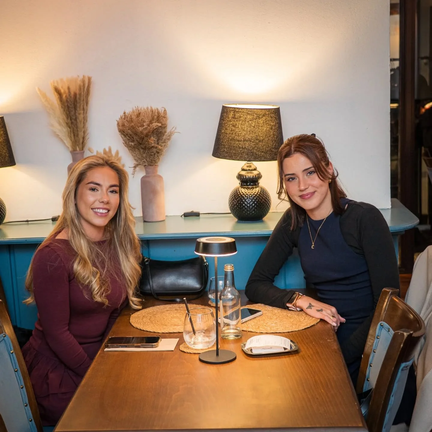 Lost in the camera roll until now. 📸
Too good not to share. Here&rsquo;s to a year full of full tables, great drinks, and even better company. Happy New Year (again)!