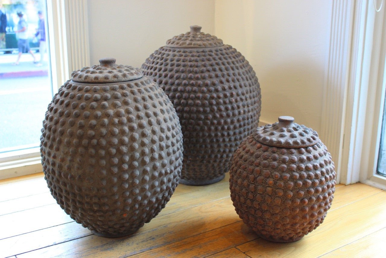 ANTIQUE NUMUMA CLAY AFRICAN POTS.jpg