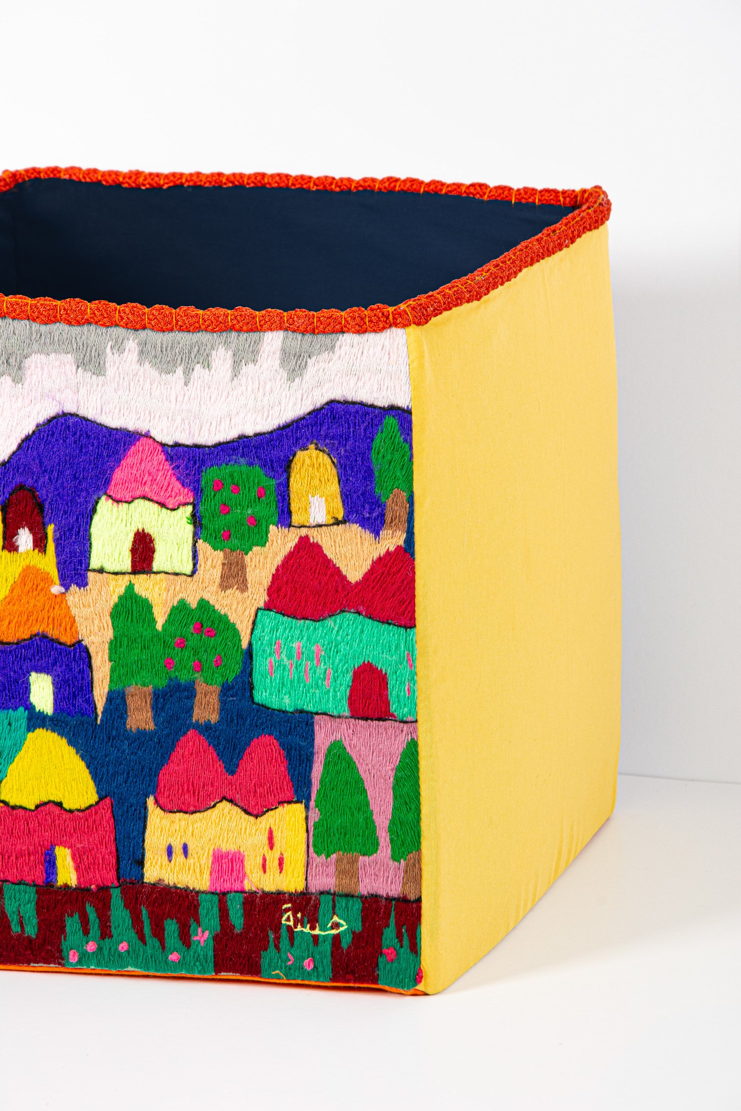 Box Small Detail.jpg