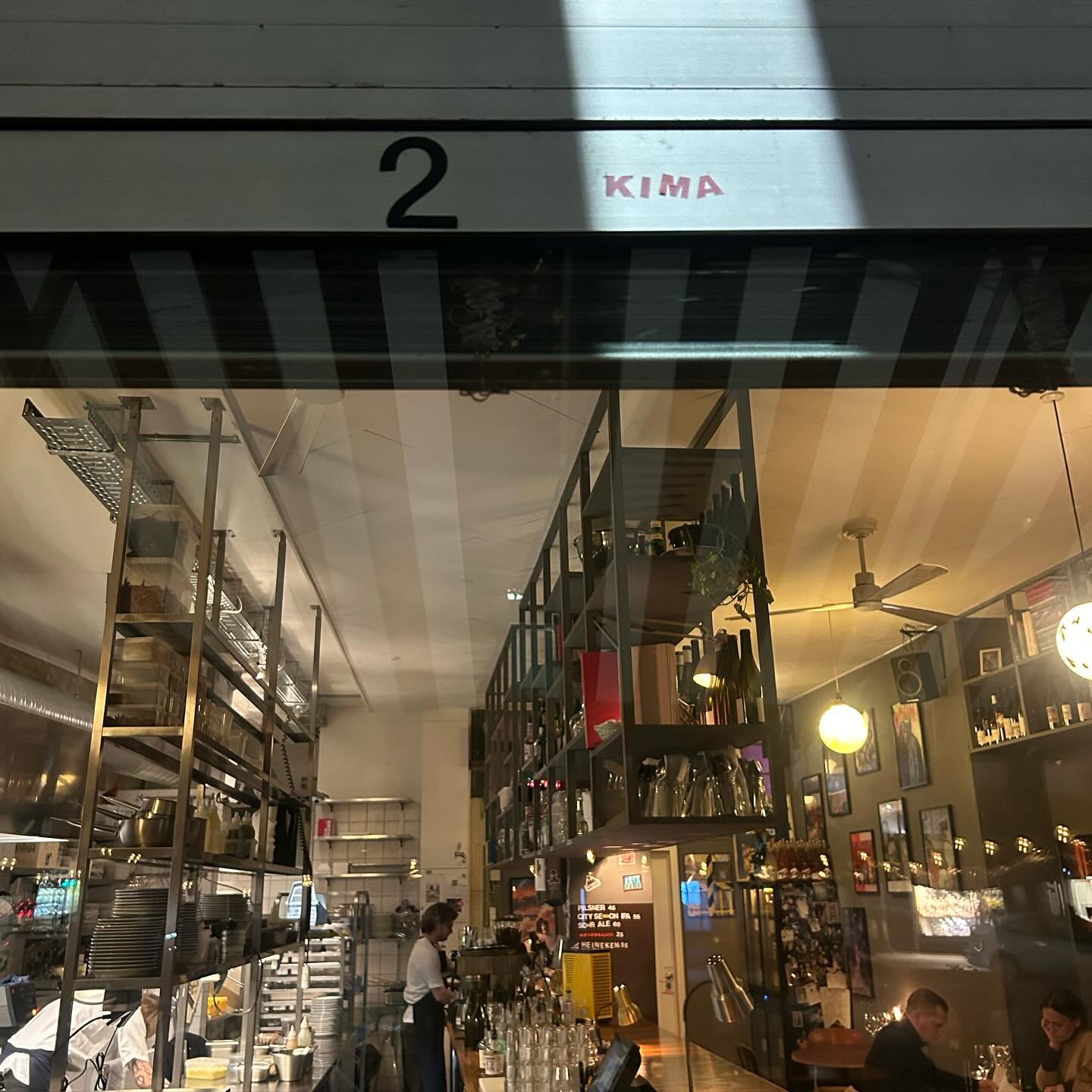 Selv i vinterens muld og m&oslash;rke skinner Kima som den uslebne stjerne som hun er #humblebrag #shinebrightlikeadiamond #kimakima #frederiksborgvej2
