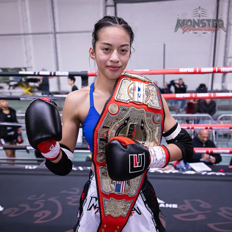 Caelyn Batac, Pinweight Champion