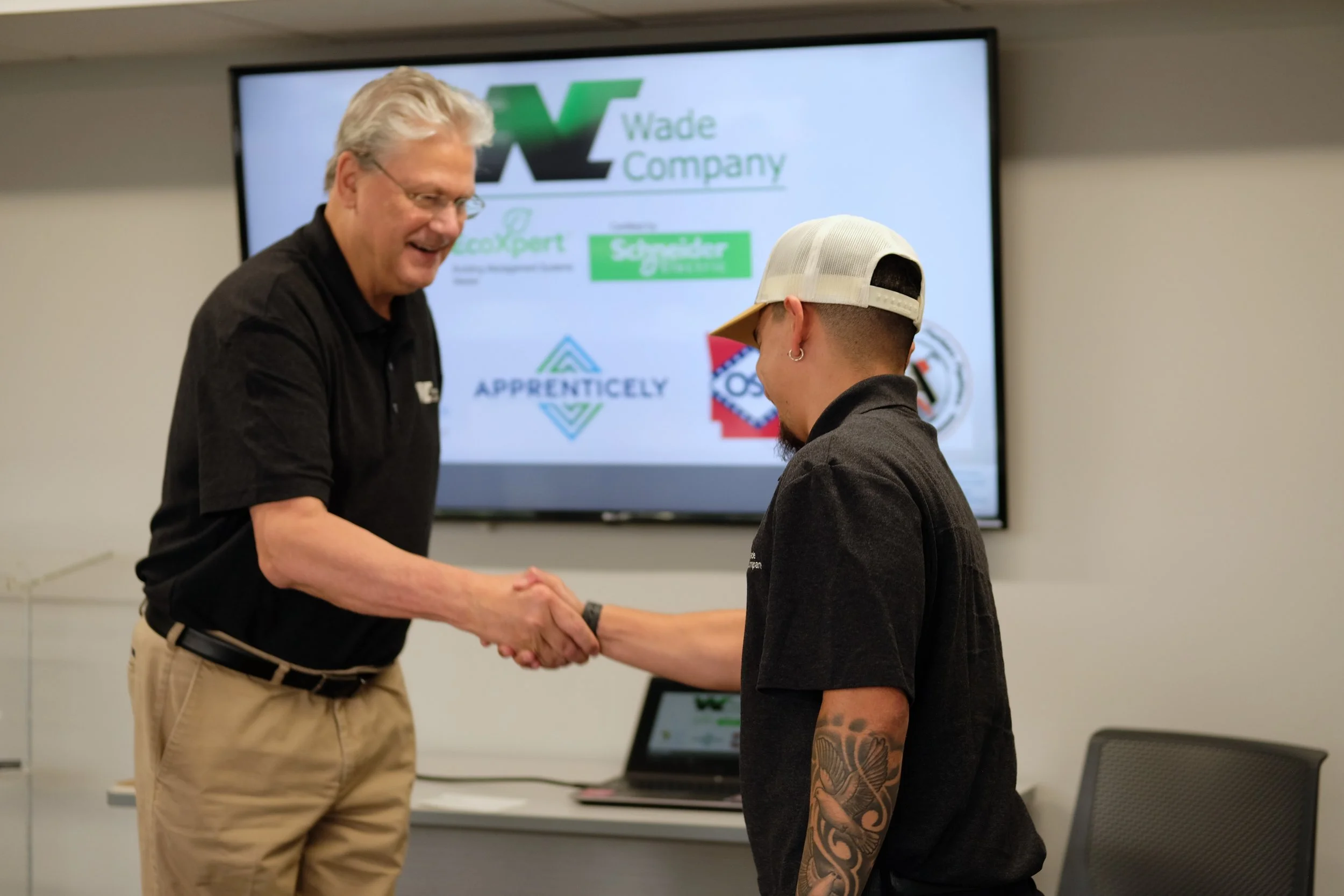 WadeCompany_graduation_AAE_2026_45.JPG
