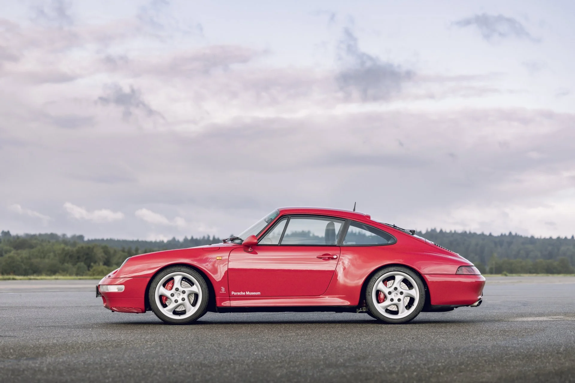 Porsche 993 Carrera 4S 911 Seite