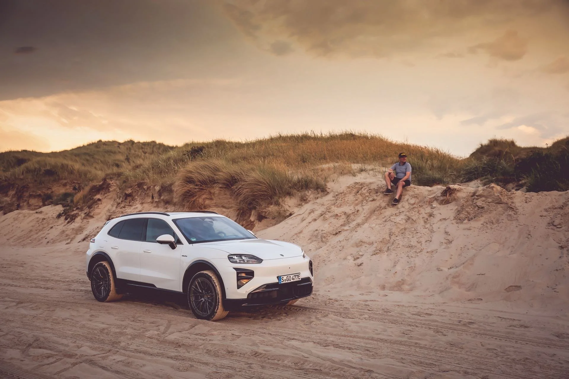 Porsche Cayenne Turbo Electric Test Strand