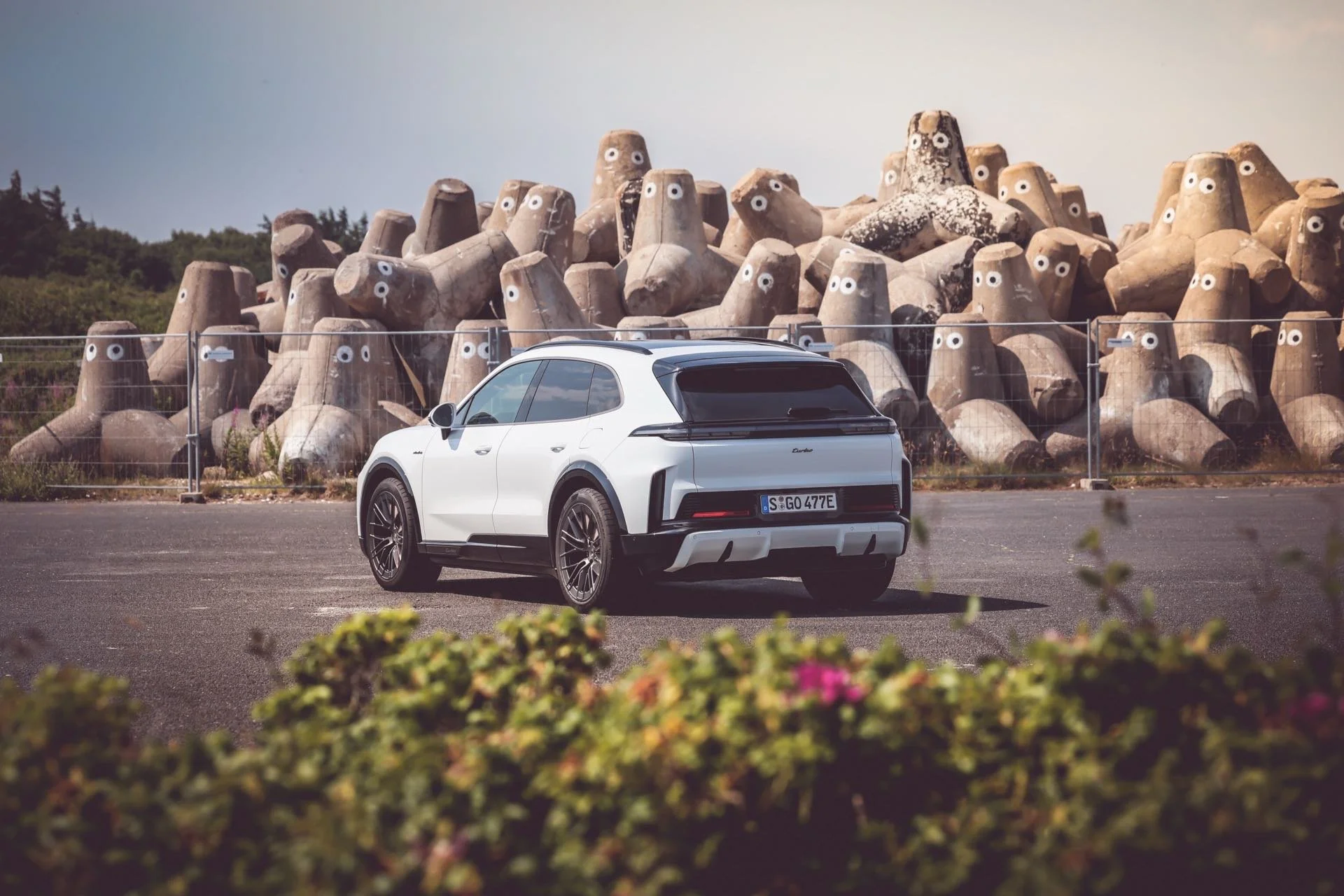 Porsche Cayenne Turbo Electric Test Heck