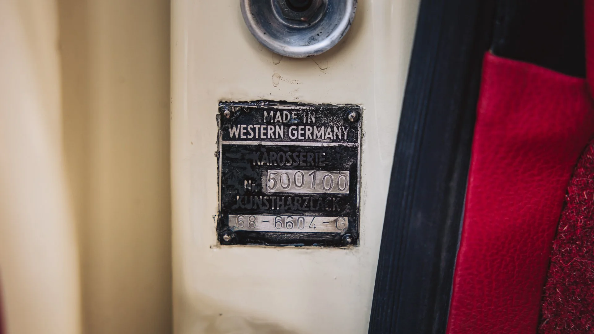 VE26_r0058 1966 Porsche 911 S Soft Window Targa_057.jpg