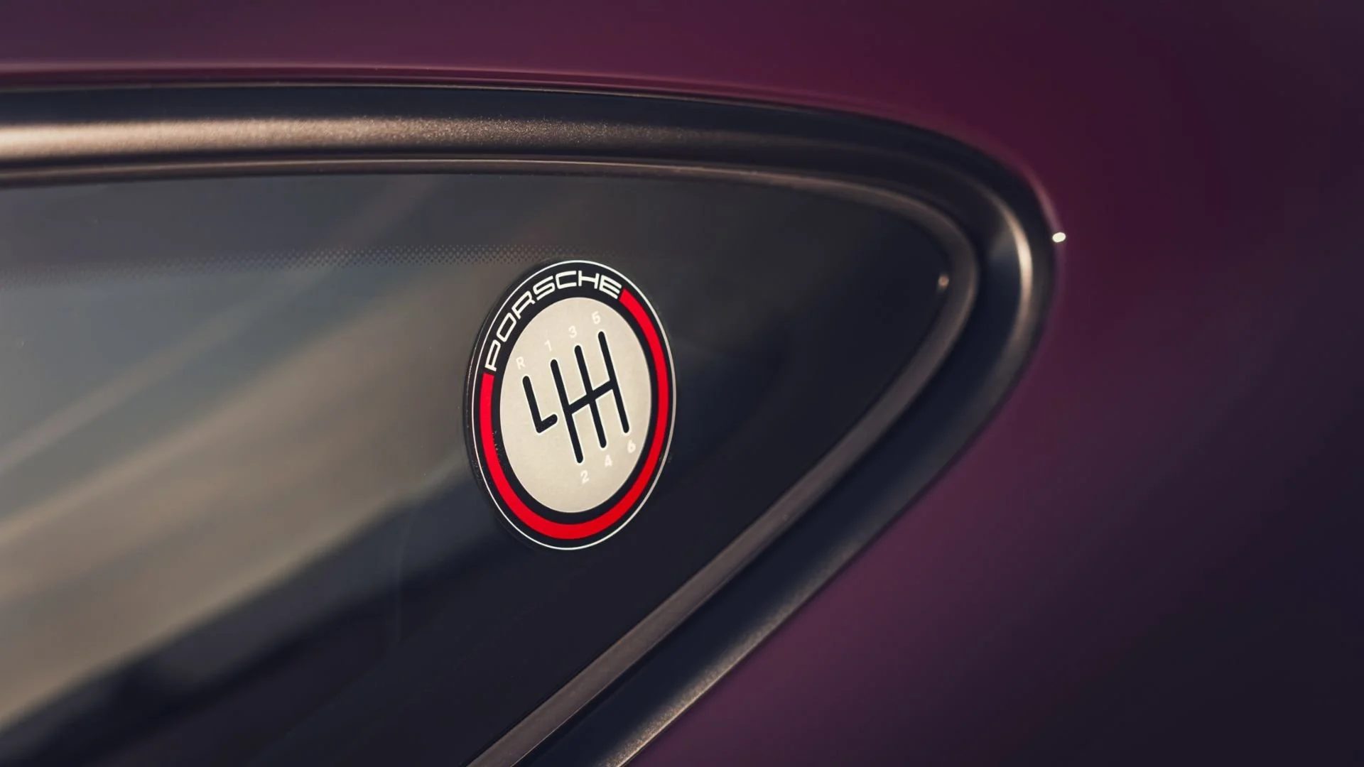 Porsche_911_CARRERA_S_handschalter Fenster.jpg