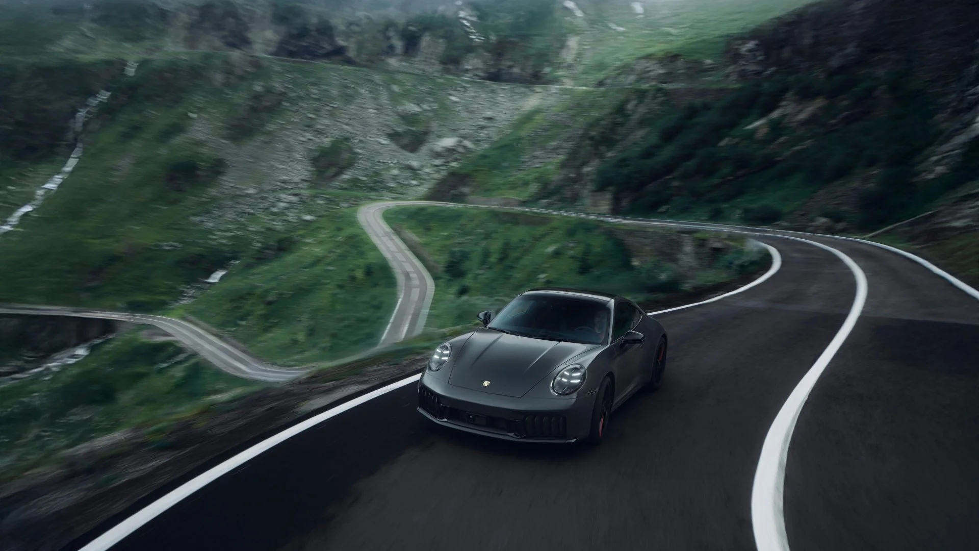 Porsche 911 Carrera 4 GTS „Tribute to Transfăgărășan“: Limitiertes Sondermodell