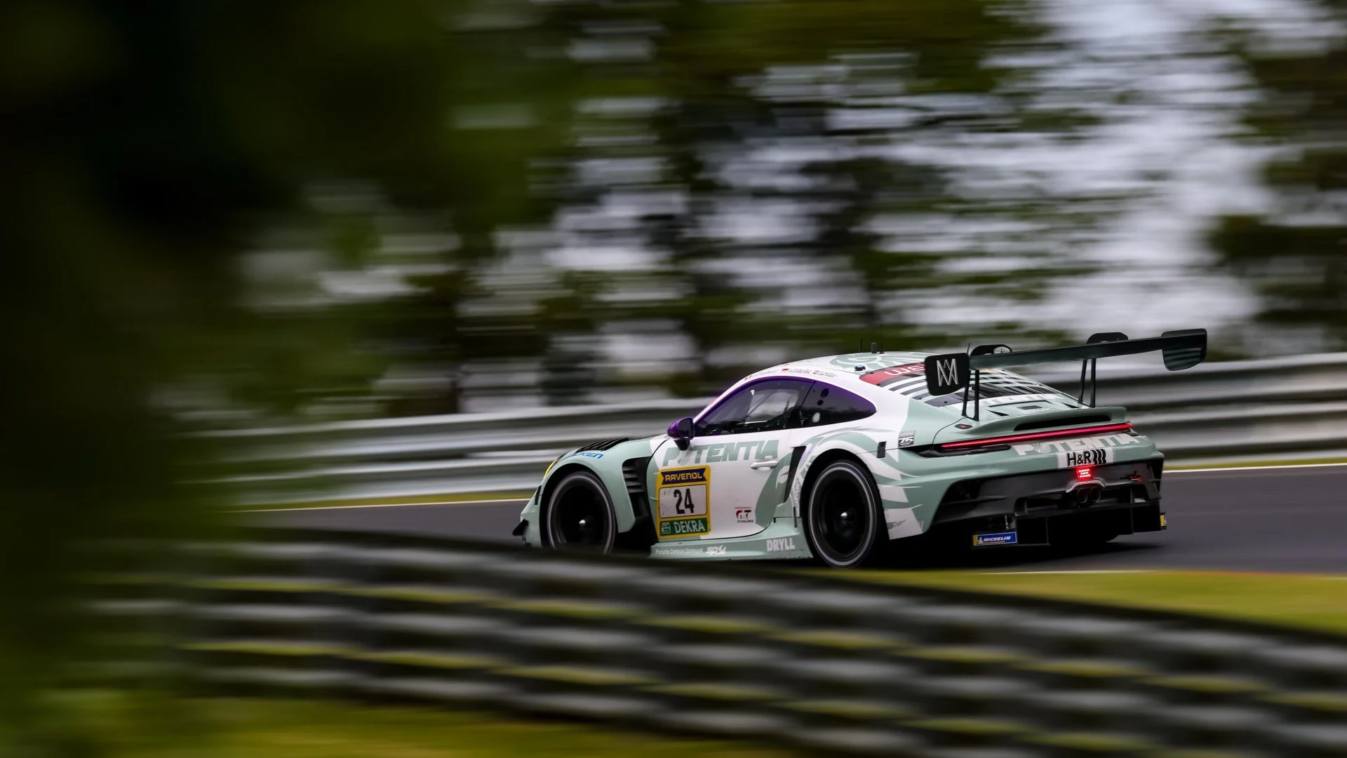 24h Nürburgring 2026 Porsche 911 GT3 R Lionspeed