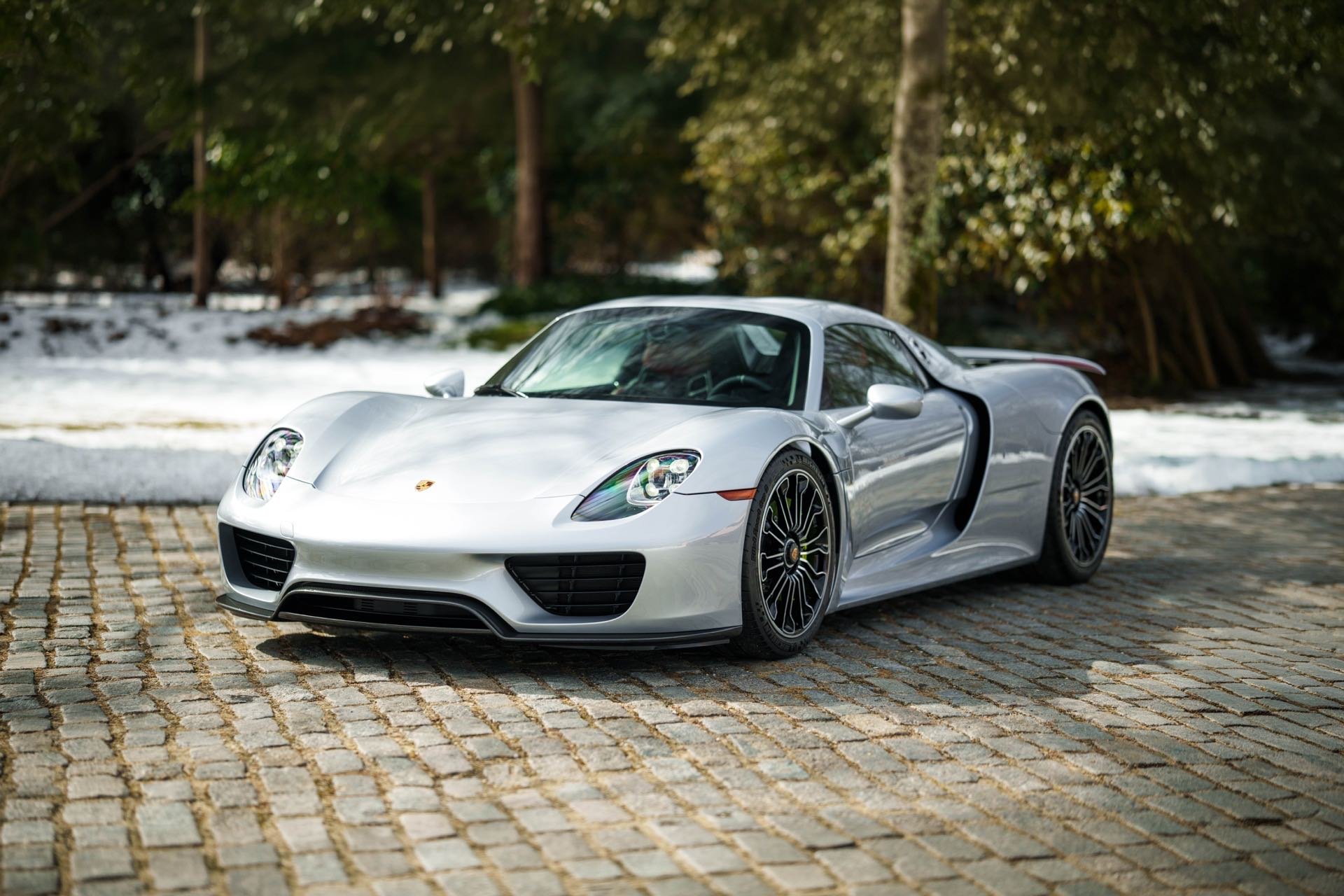 2015 Porsche 918 Spyder Broad Arrow Rekordpreis