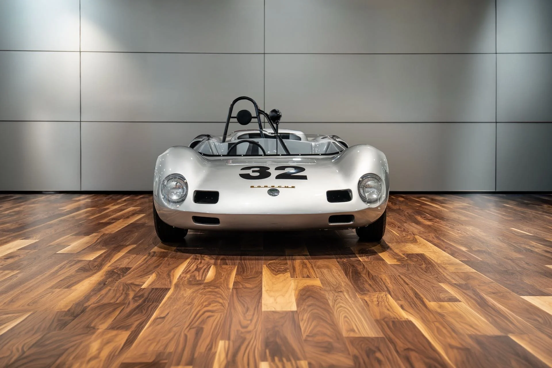 Extrem flach und leicht: Der Elva Porsche Mk VII S