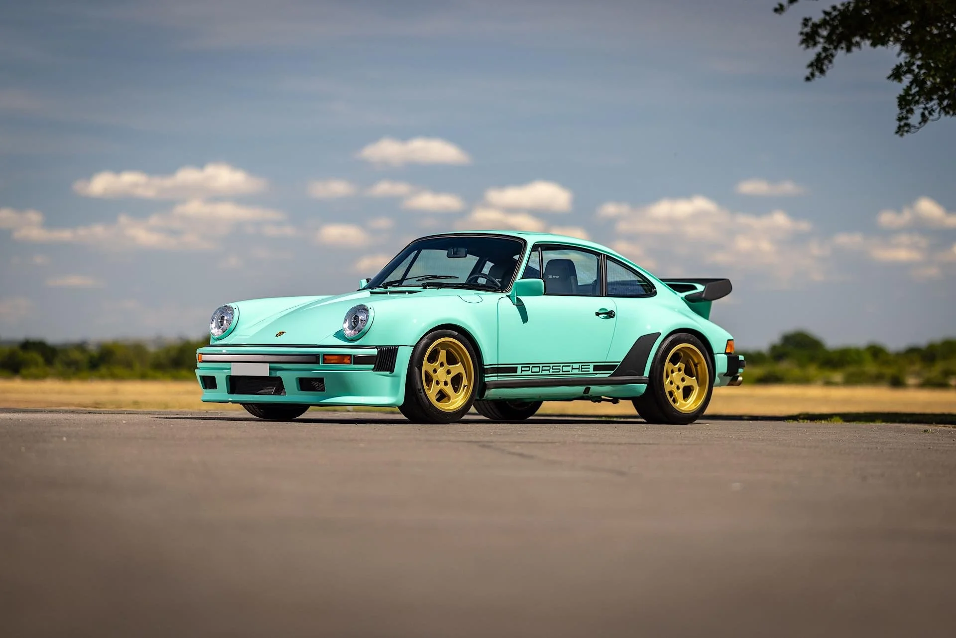 Porsche 911 TAG Turbo von Lanzante: Porsches Formel-1-Motor im Elfer