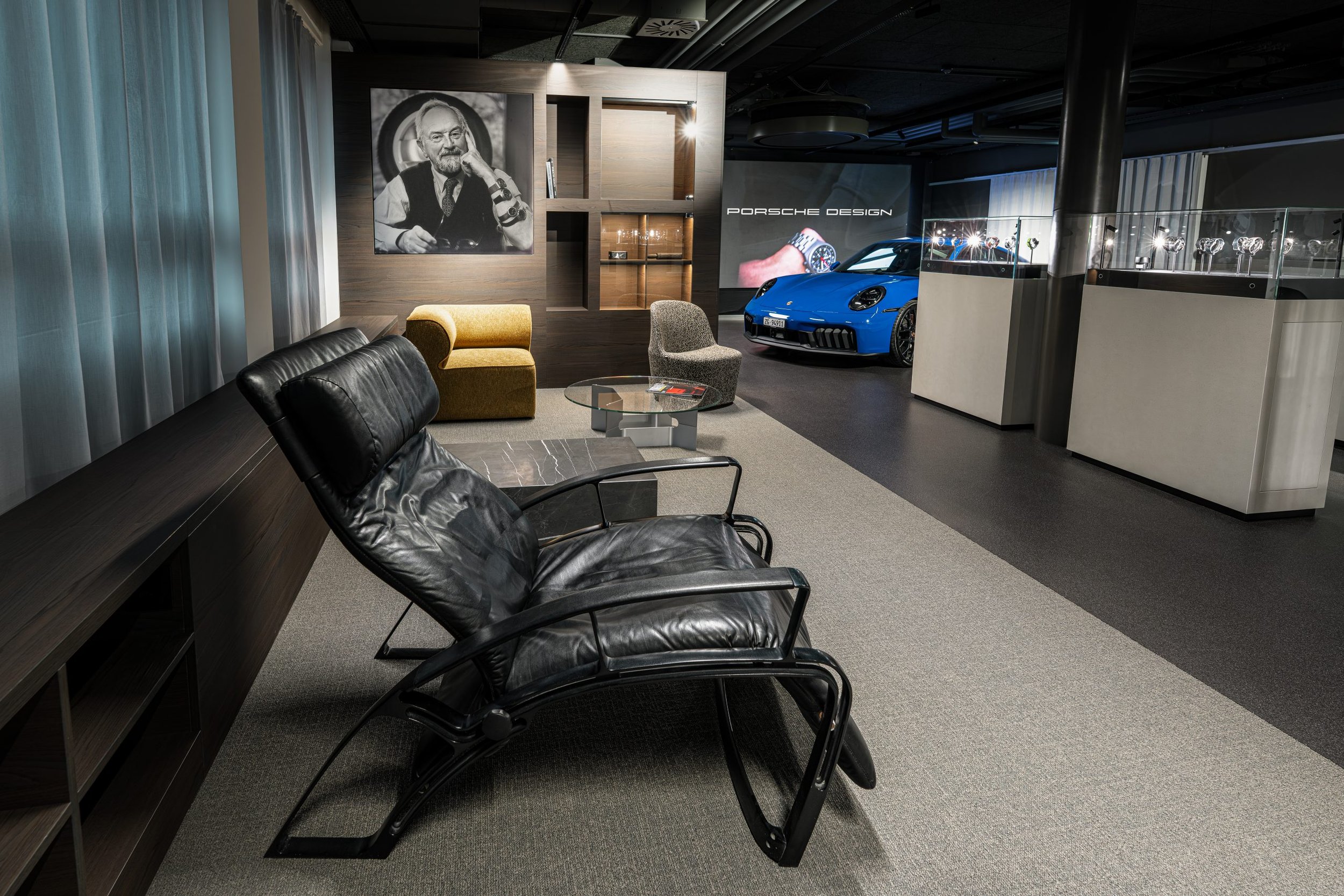 Porsche Design Manufaktur Lounge
