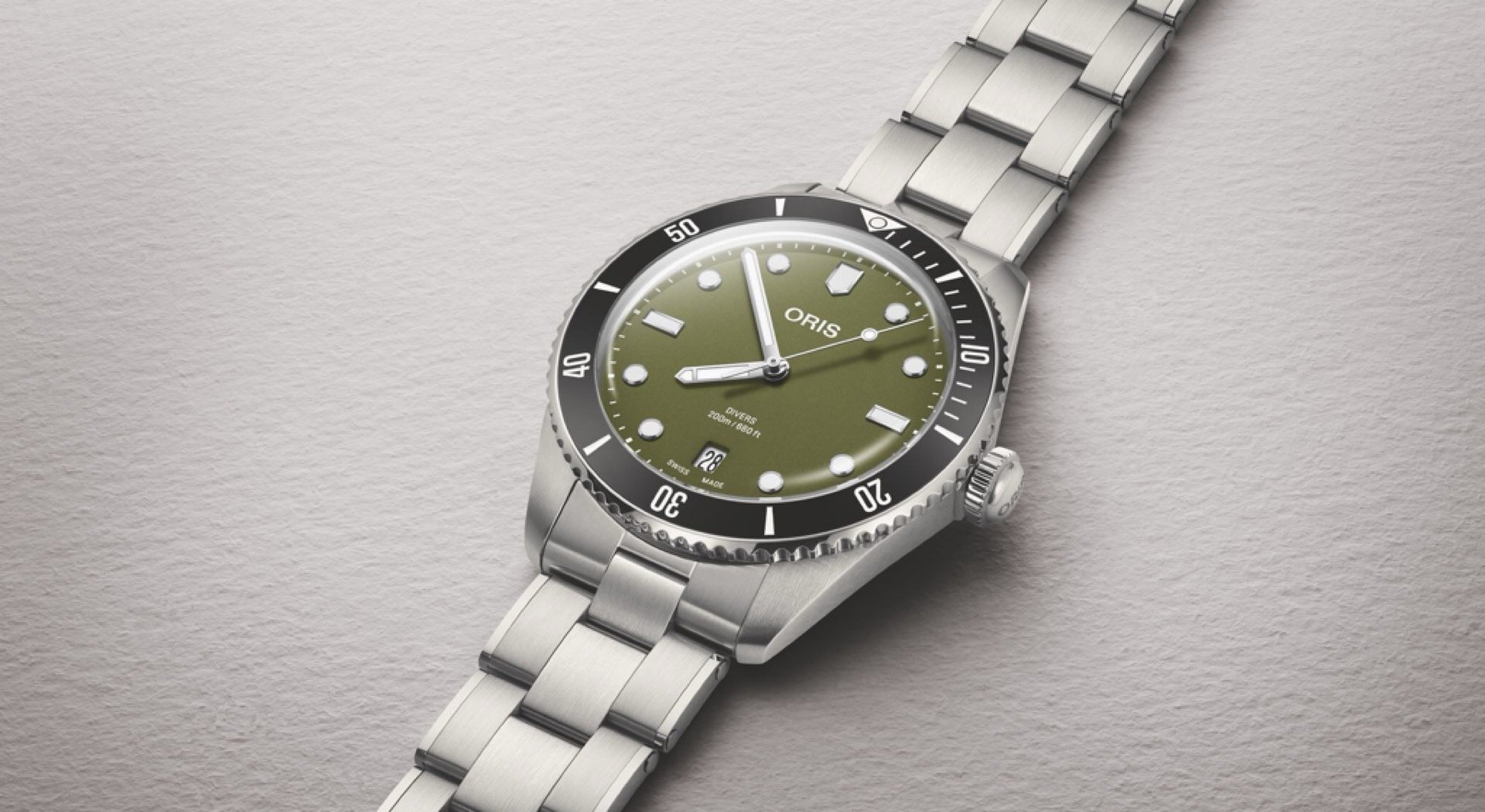 Oris Divers Date Oliv